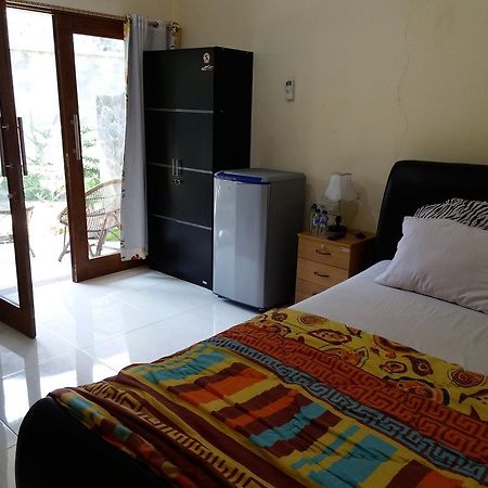 Beto Guesthouse Kalasan Екстер'єр фото