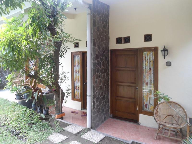 Beto Guesthouse Kalasan Екстер'єр фото